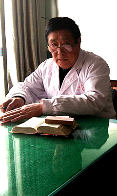 主治医师 康敬功